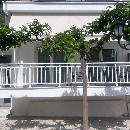 Kallithea  Zoi'S Stylish Apartment מראה חיצוני תמונה